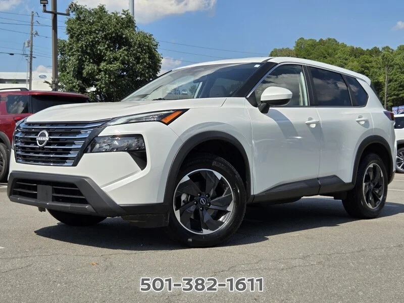 Used 2025 White Pearl NISSAN AWD SV image 26