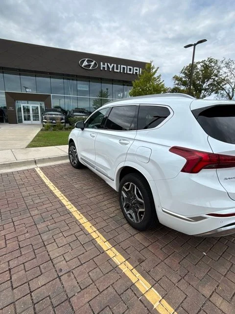 Used 2021 Gray Hyundai Calligraphy image 3