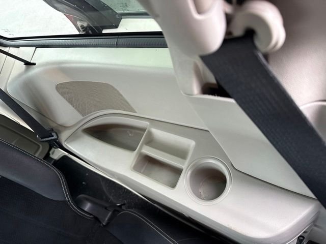 Used 2018 Gray Dodge SXT image 26