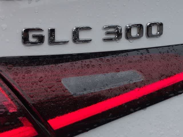New 2026 Polar White Mercedes-Benz GLC 300 image 12