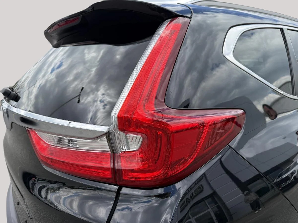 Used 2019 Black Honda Touring Awd Cvt image 10
