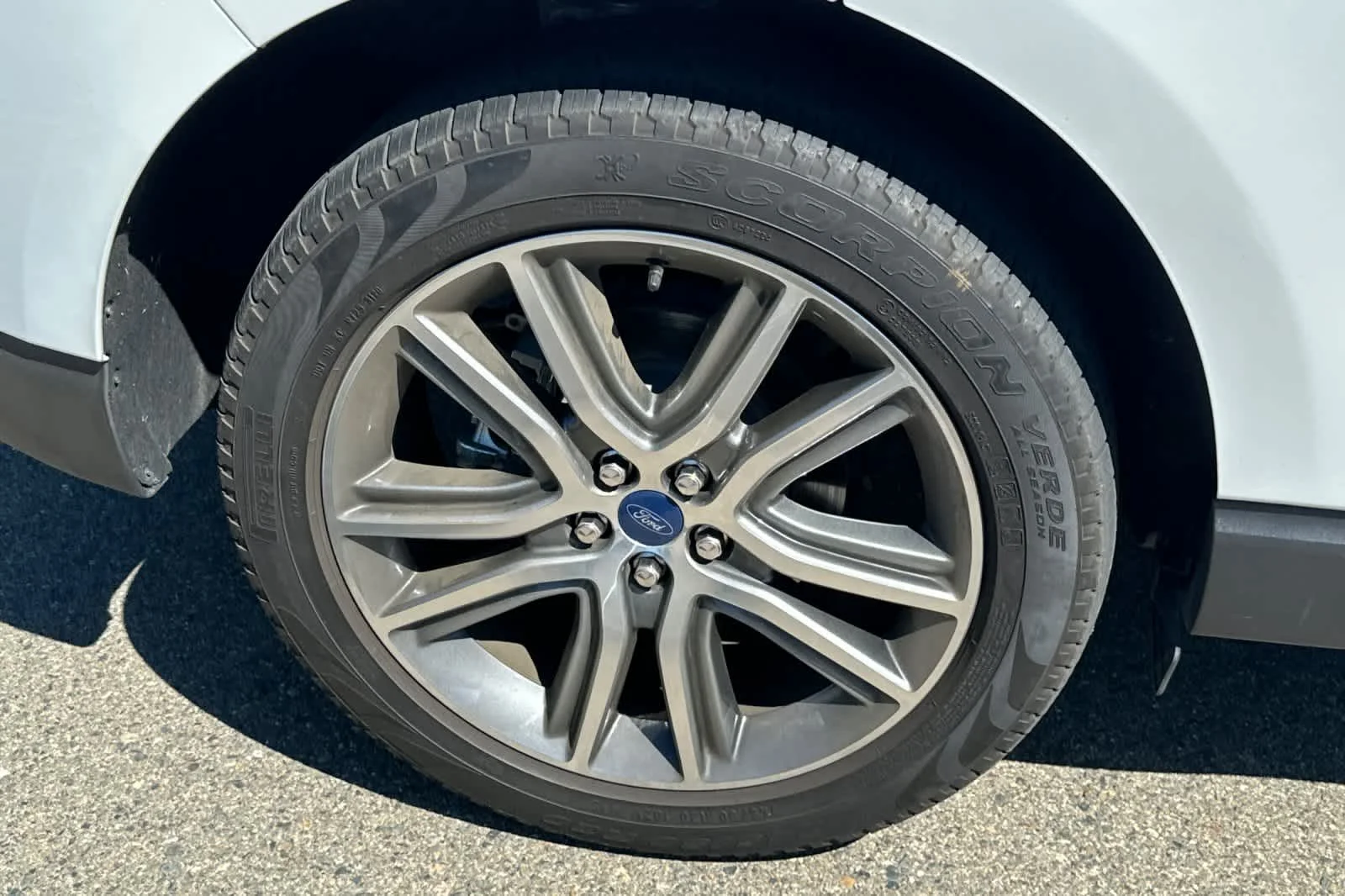 Used 2020 Star White Metallic Tri-Coat Ford Titanium image 14