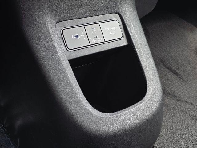 New 2026 White Hyundai SE image 32