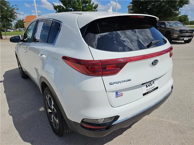 Used 2021 Snow White Pearl KIA LX Front-wheel Drive image 3