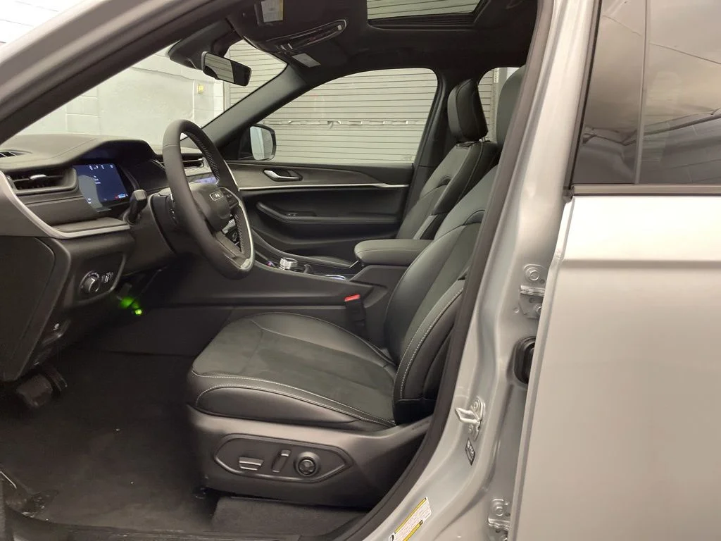 New 2026 Silver Jeep Altitude image 16