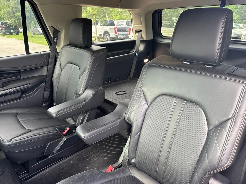 Used 2021 Blue Metallic Ford Platinum image 11