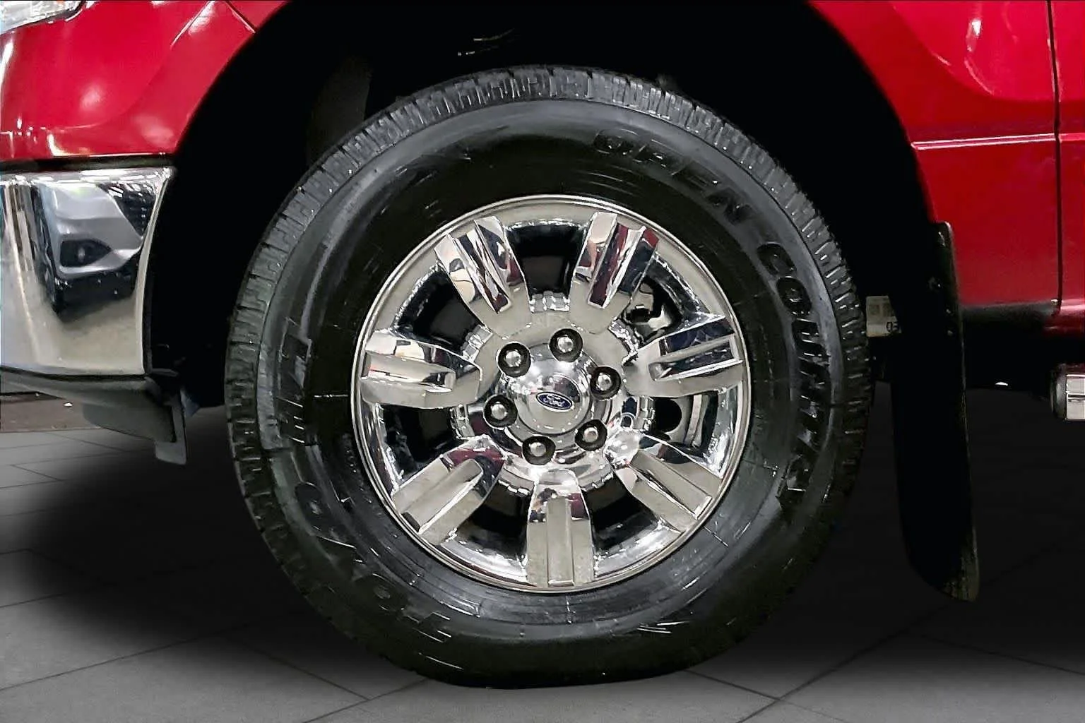 Used 2011 Red Candy Metallic Tinted Clearcoat Ford XLT image 10