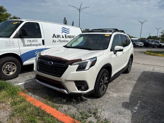 Used 2022 White Subaru Limited image 3