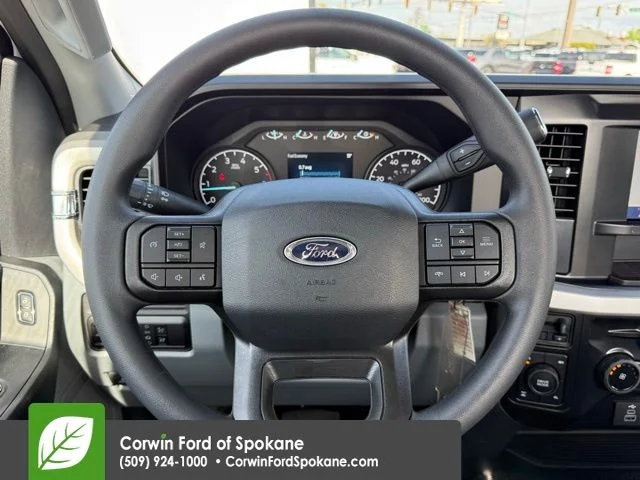 New 2026 Oxford White Ford XL image 20