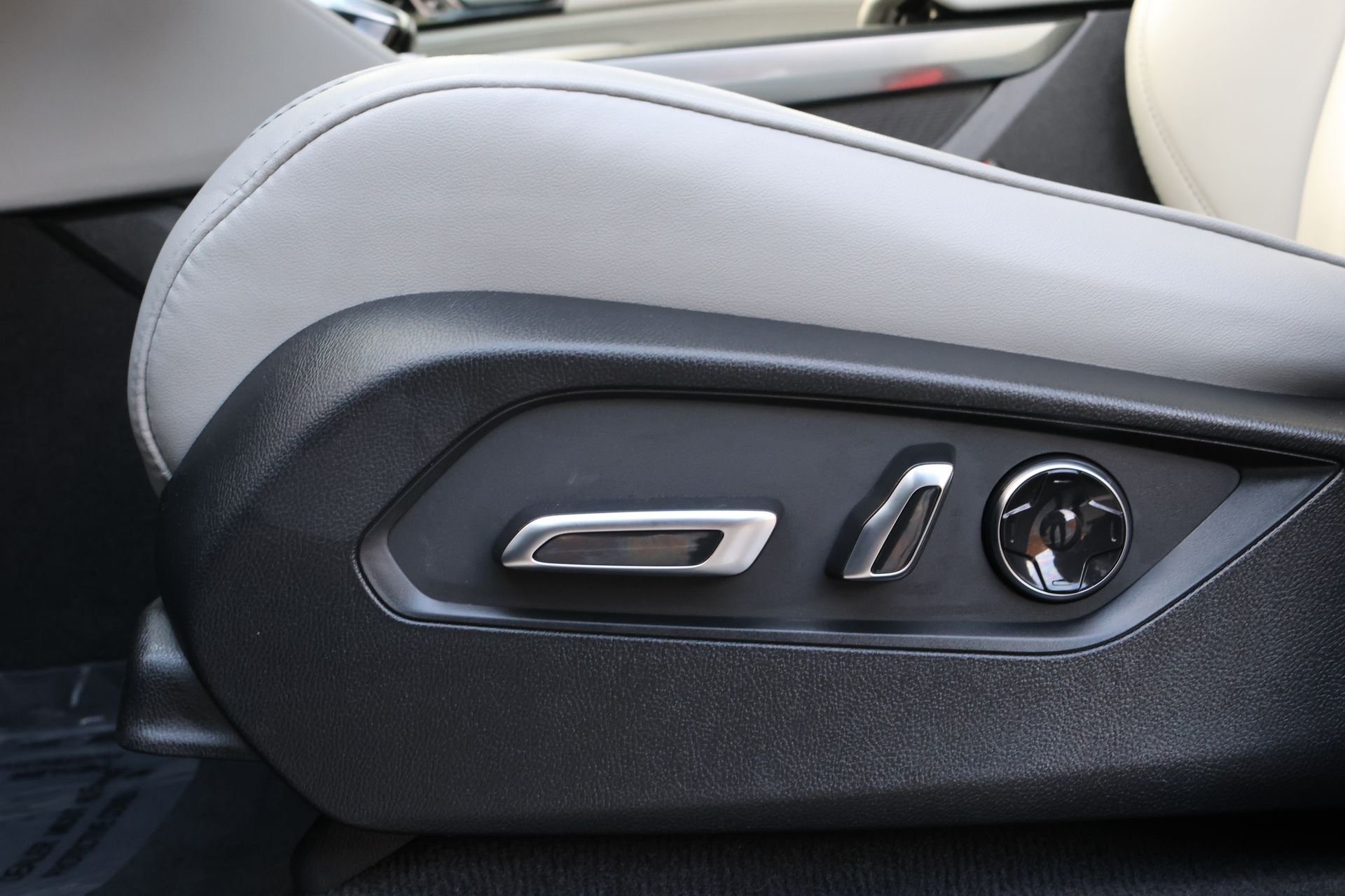 2026 Acura MDX Technology Package - Photo 19