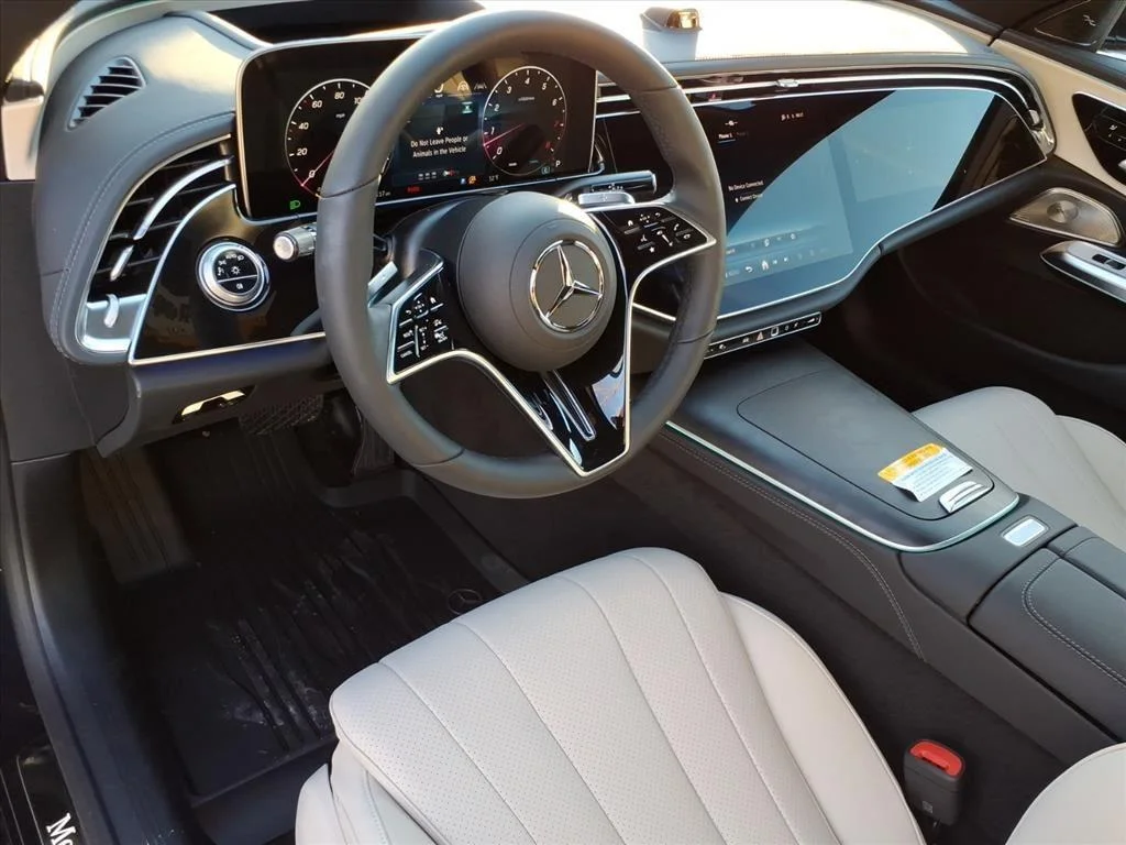 Used 2026 Nautical Blue Metallic Mercedes-Benz E 350 image 10