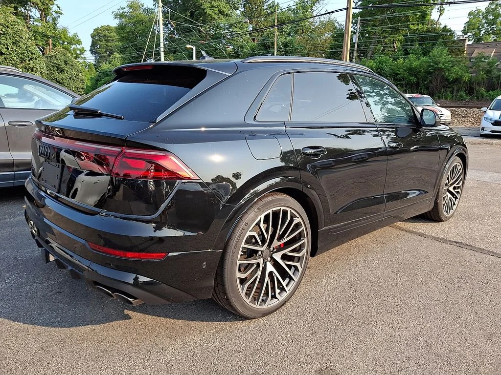 New 2026 Black Audi 4.0T Prestige image 4