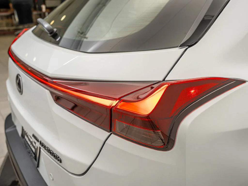 New 2026 Ultra White with Obsidian roof Lexus F SPORT DESIGN AWD image 9