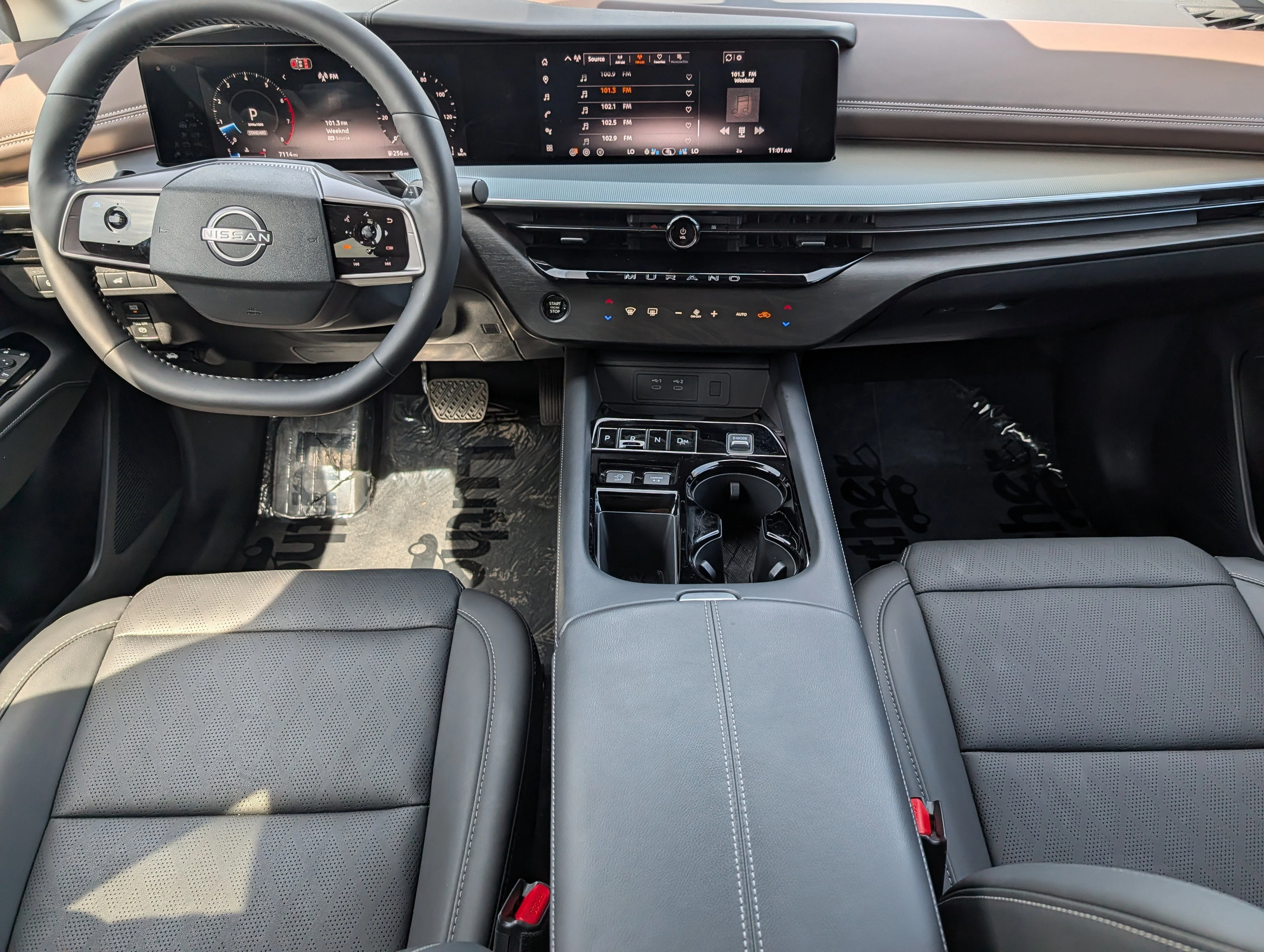 Used 2026 Super Black Nissan Platinum image 10