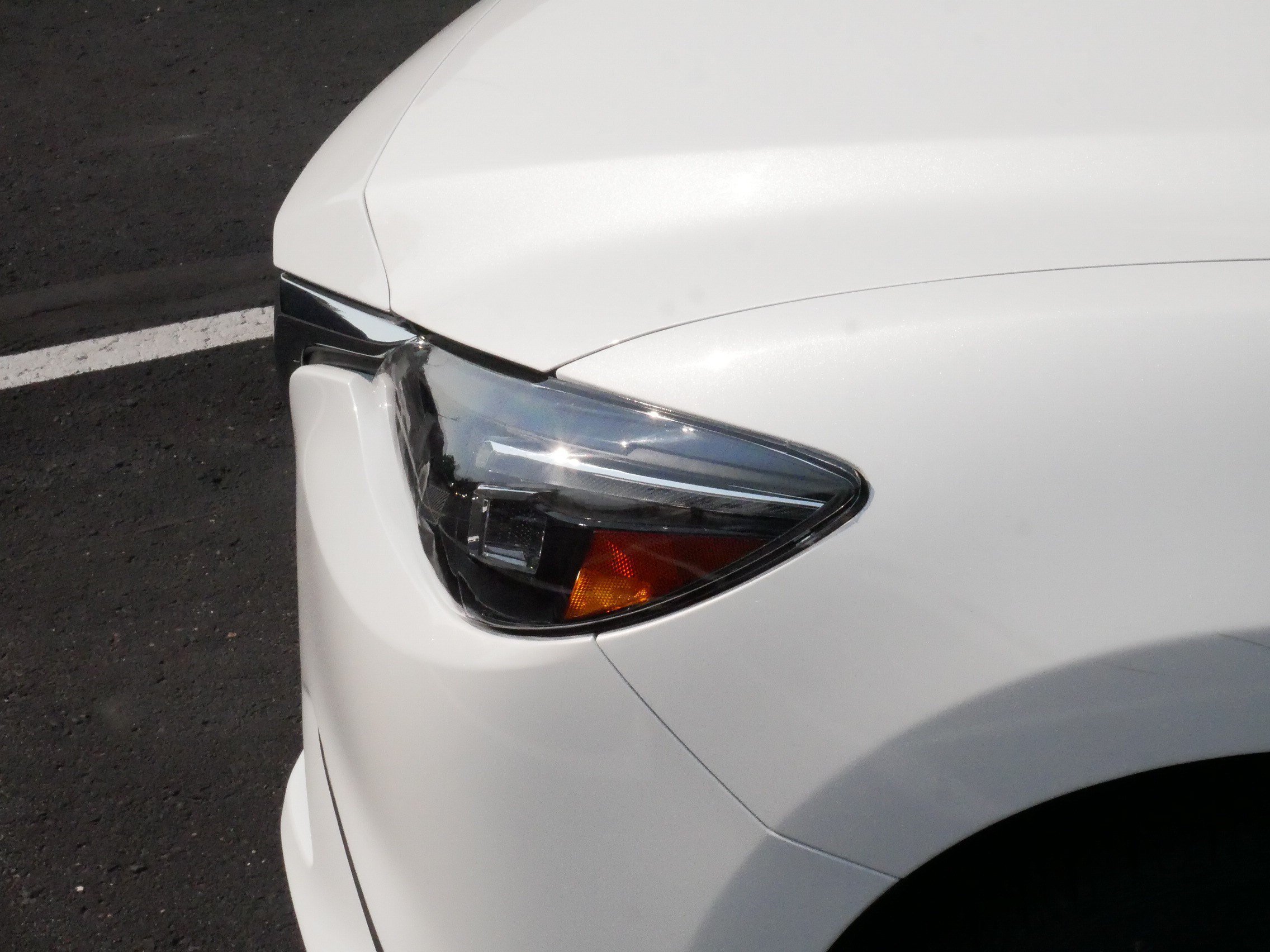Used 2016 Snowflake White Pearl Mica Mazda i Grand Touring image 16