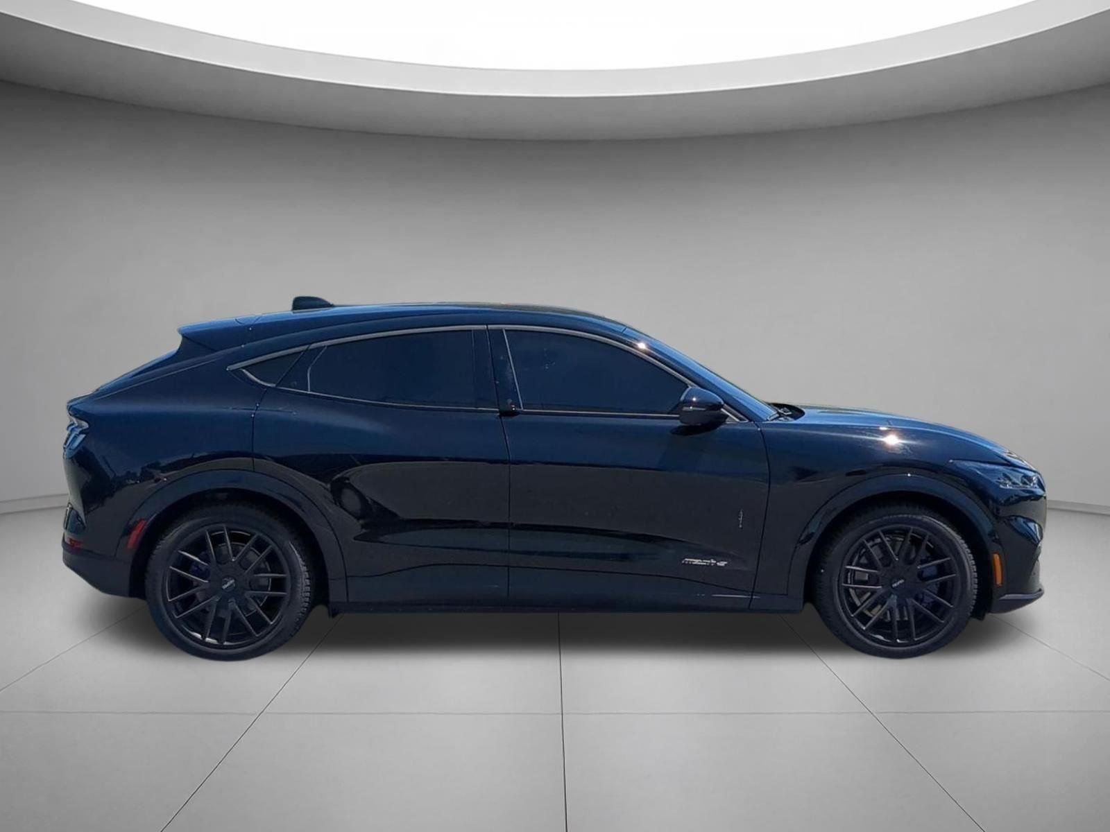 2025 Ford Mustang Mach-E Premium RWD - Photo 6