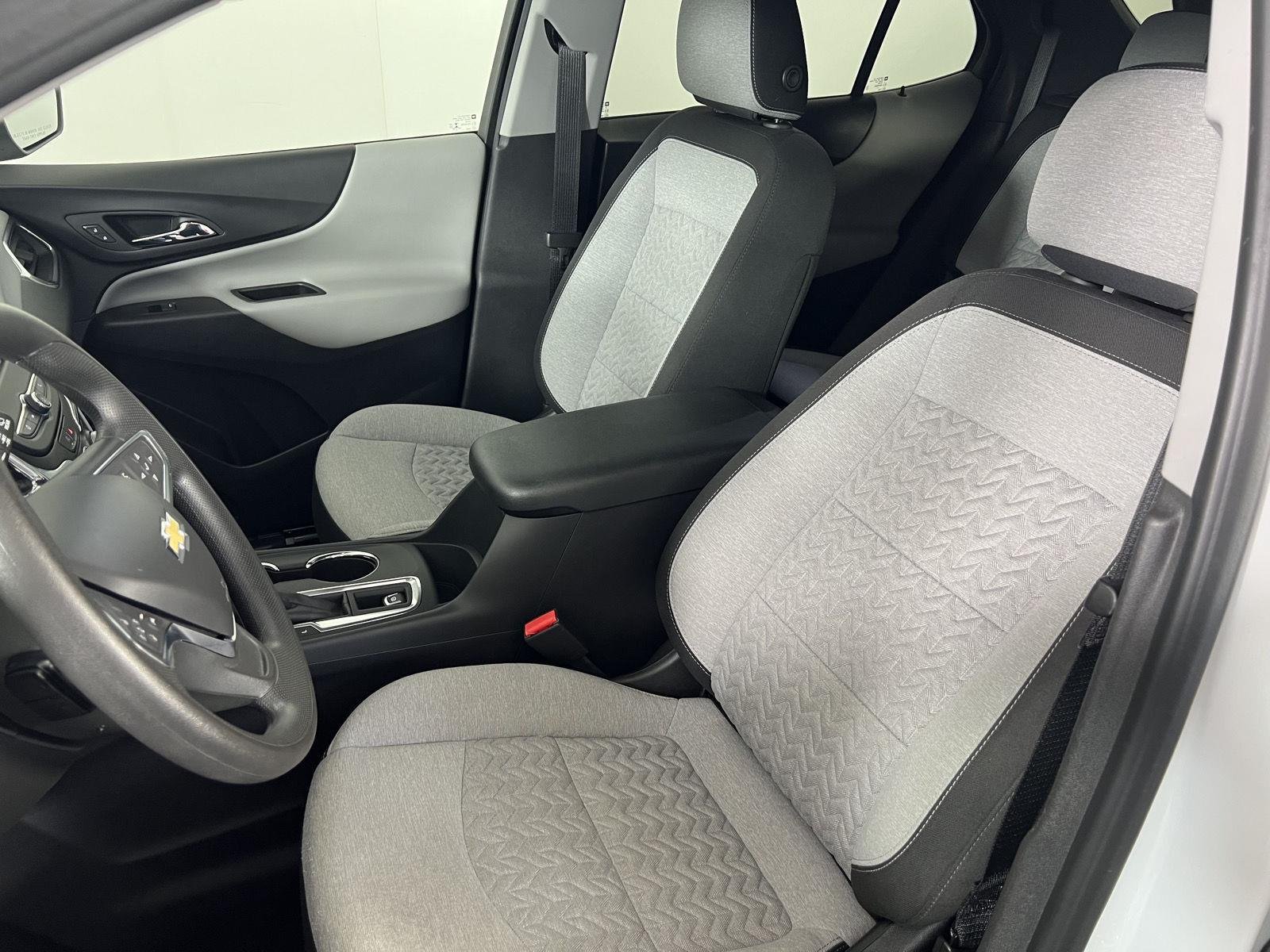 Used 2022 Summit White Chevrolet LS image 4