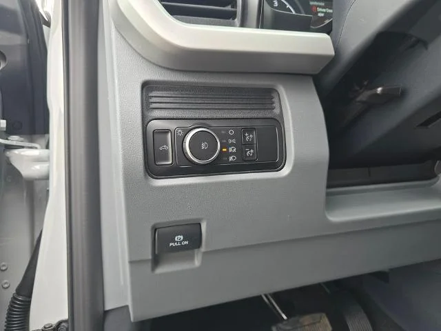 New 2026 Avalanche Ford F-350® XL image 48
