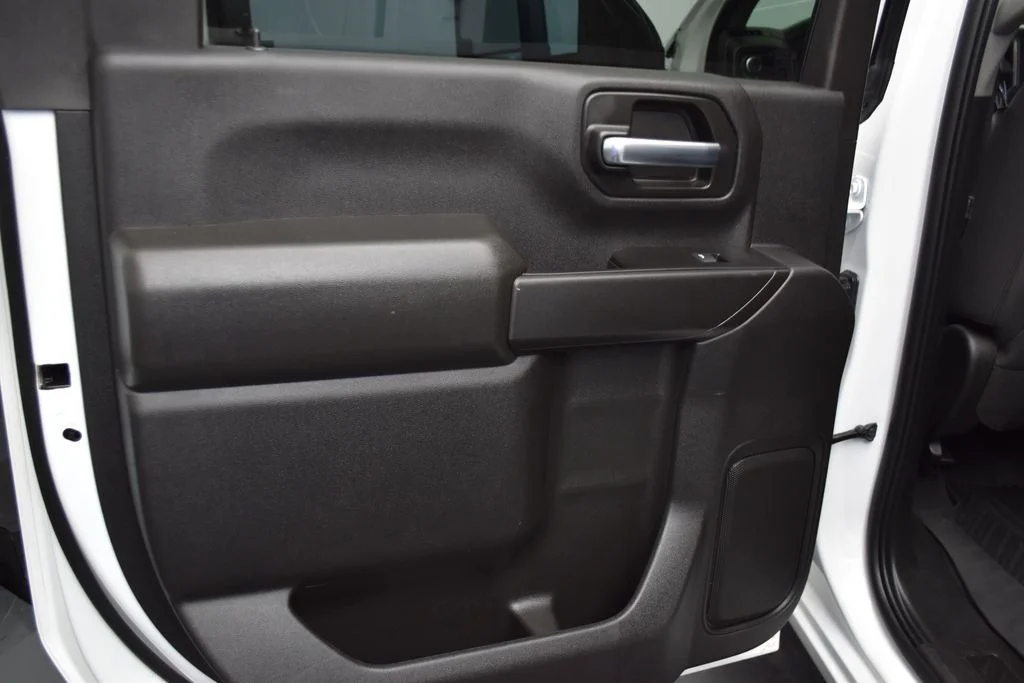 Used 2024 Summit White Chevrolet Custom image 23