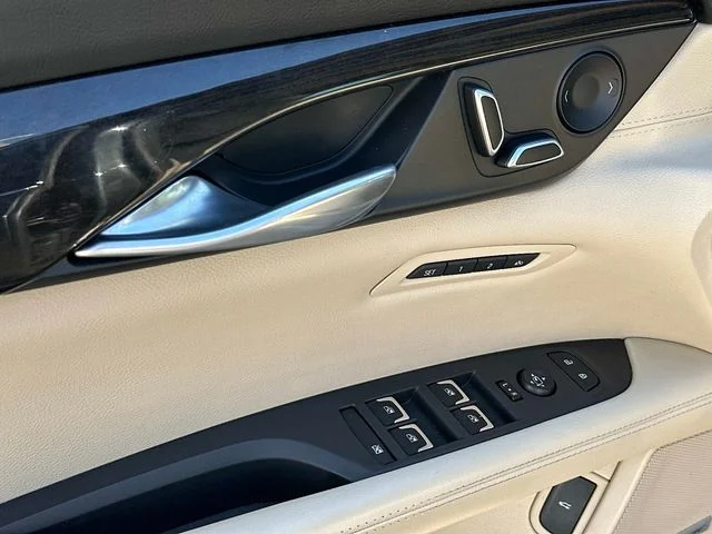 Used 2017 Gray Cadillac 3.6L image 15