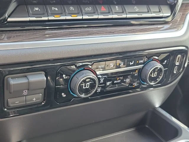 New 2026 Summit White Chevrolet LT Trail Boss image 33