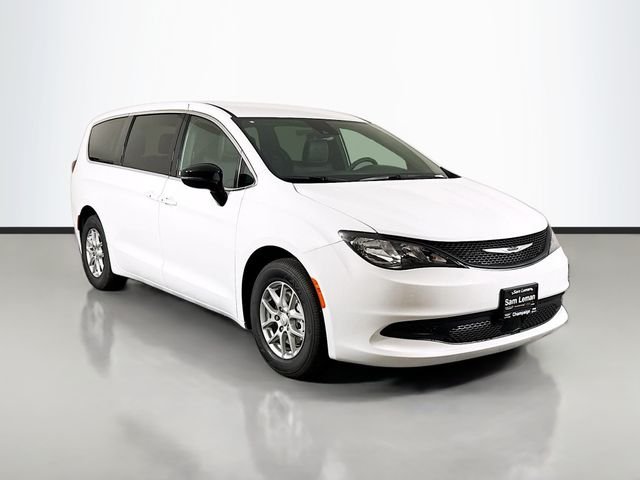 2026 Chrysler Voyager LX's photo