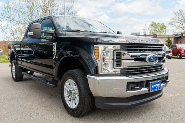 Used 2018 Black Ford XLT image 4