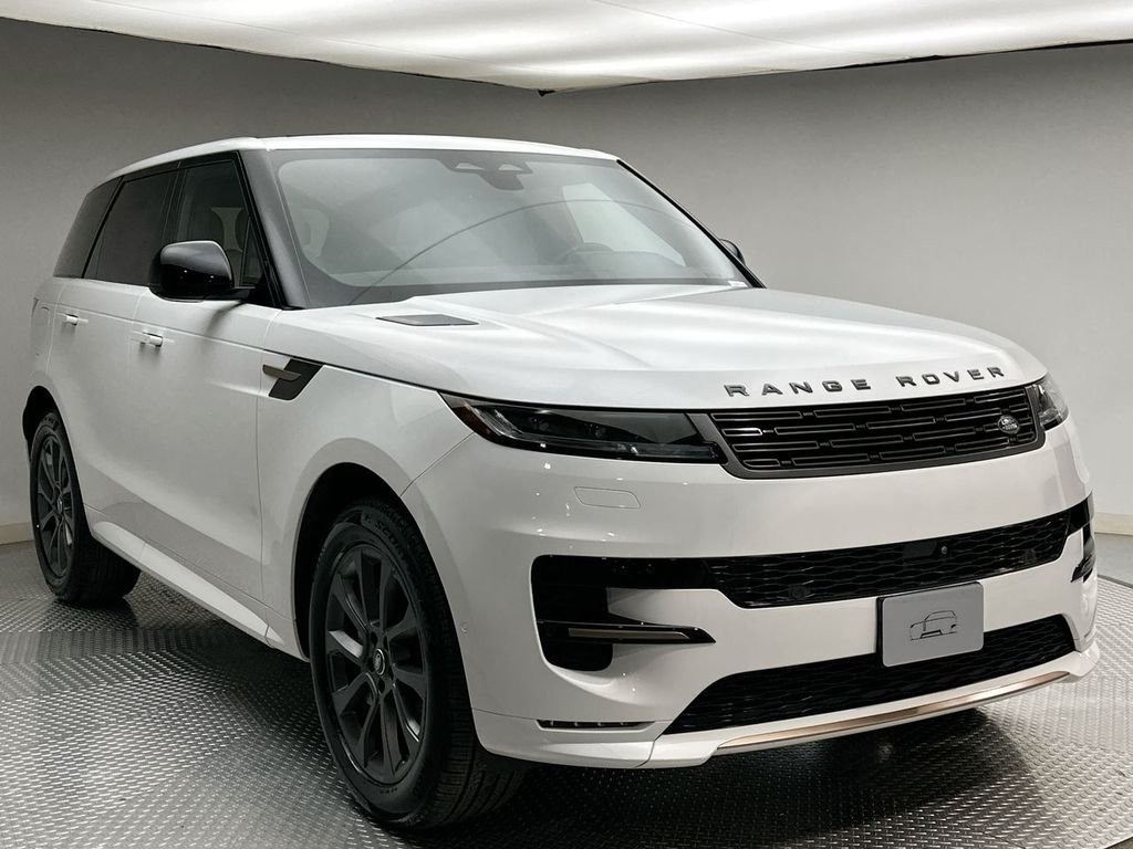 Certified Used 2025 Fuji White Land Rover Dynamic SE image 15