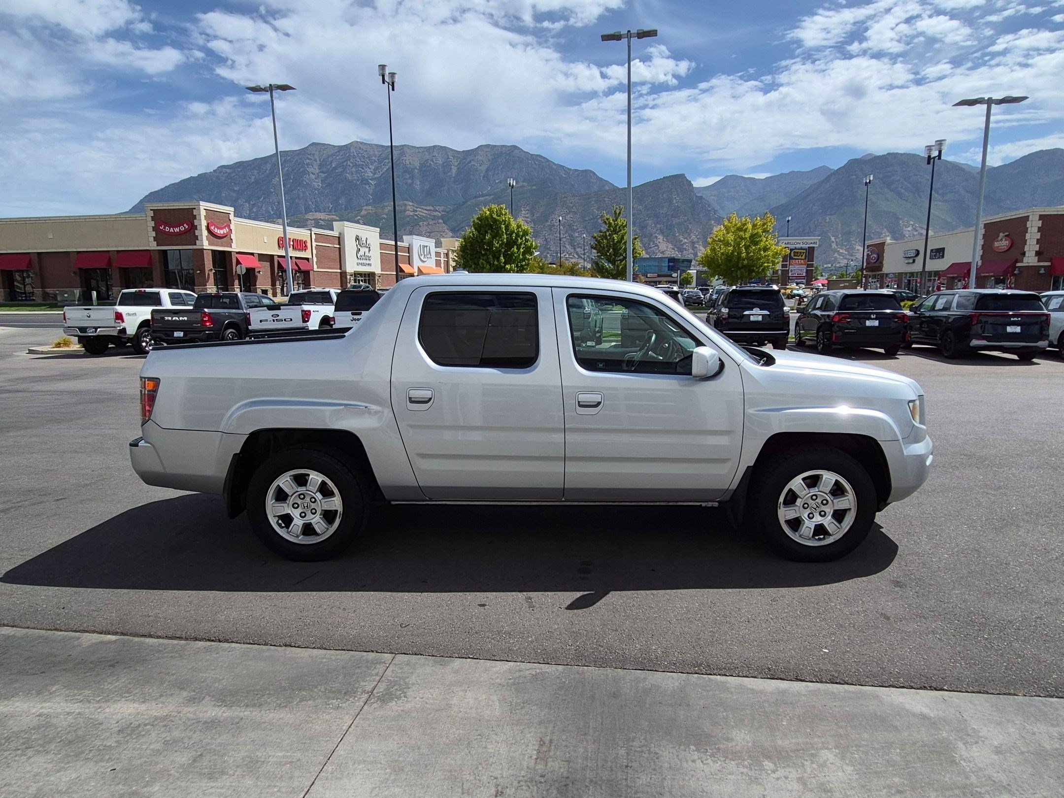 Used 2008 Silver Honda RTL image 2