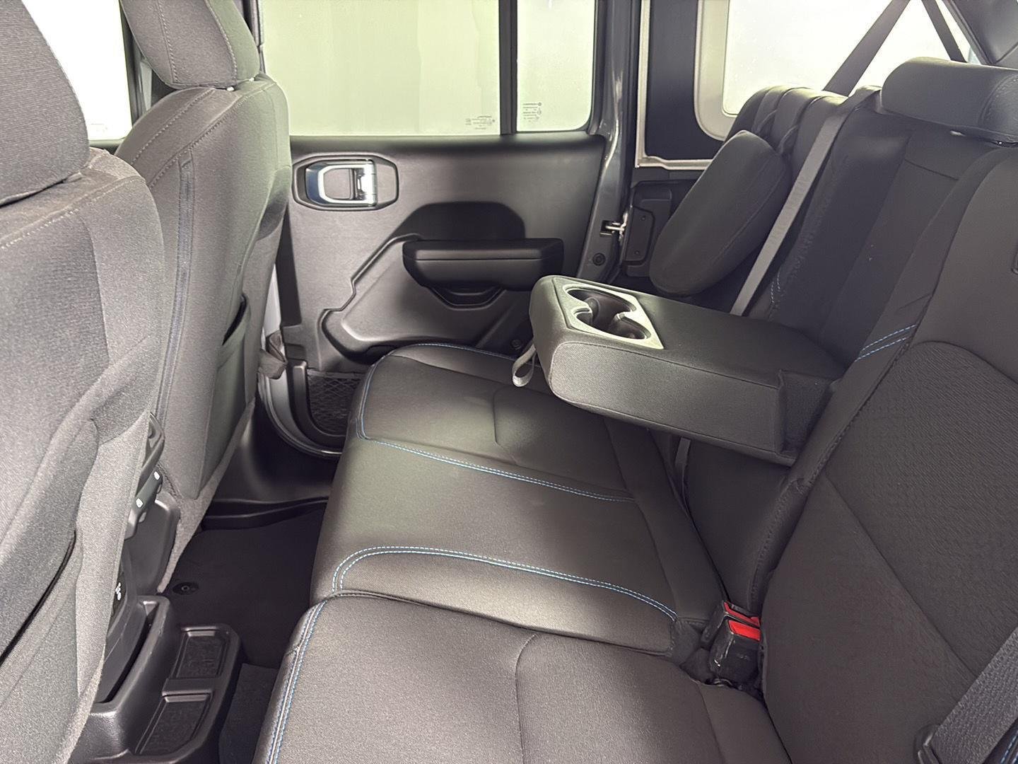 Used 2023 Sting-Gray Clearcoat Jeep Rubicon image 25