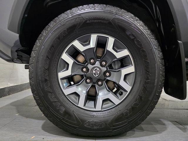 Certified Used 2021 MAGNETIC GRAY MET. Toyota  image 22