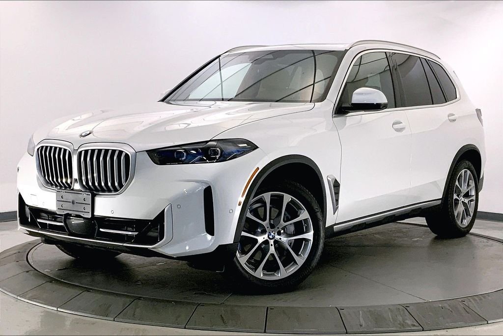 Used 2026 Mineral White Metallic BMW  image 11