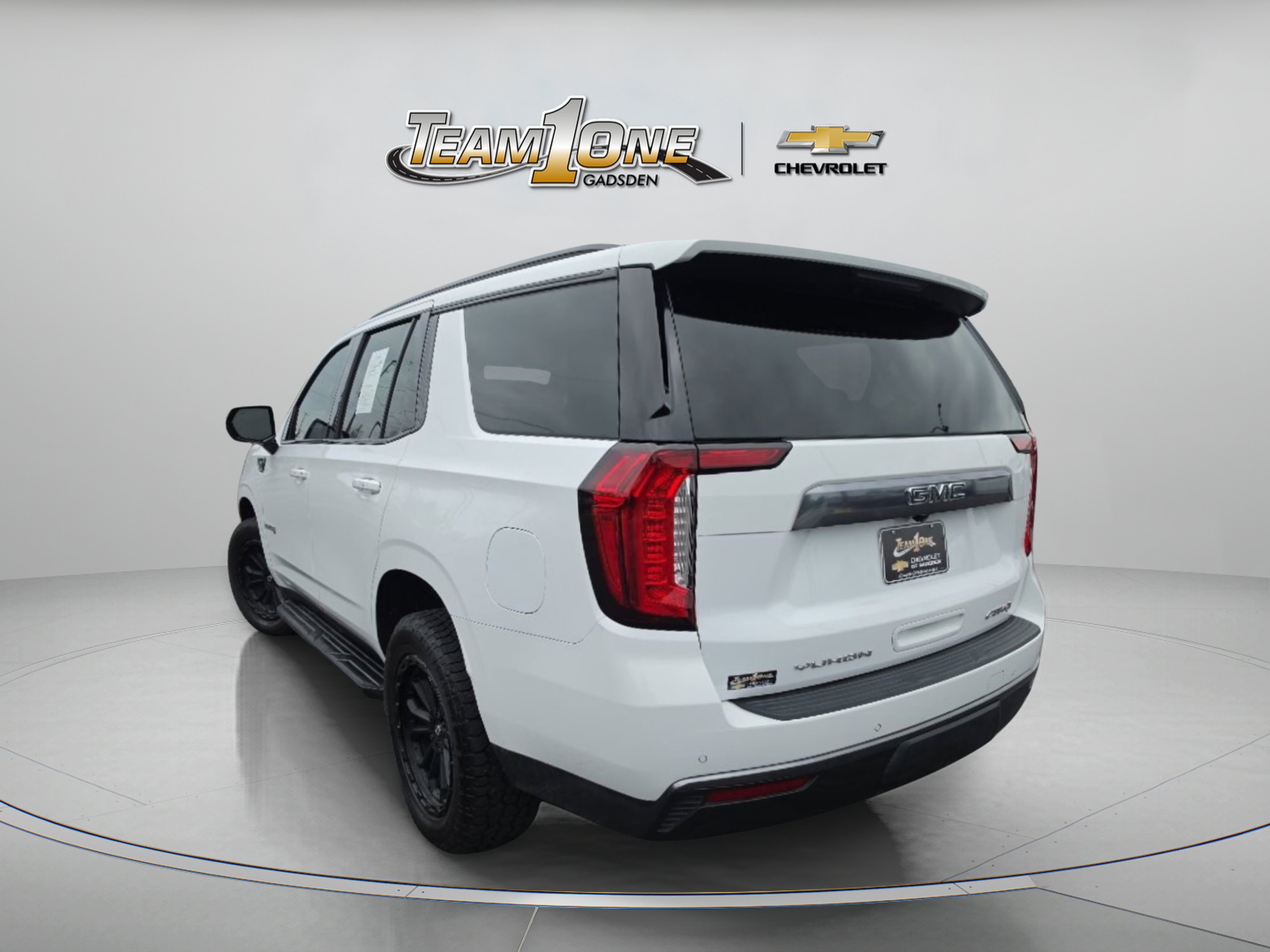 Used 2023 Summit White GMC AT4 image 5