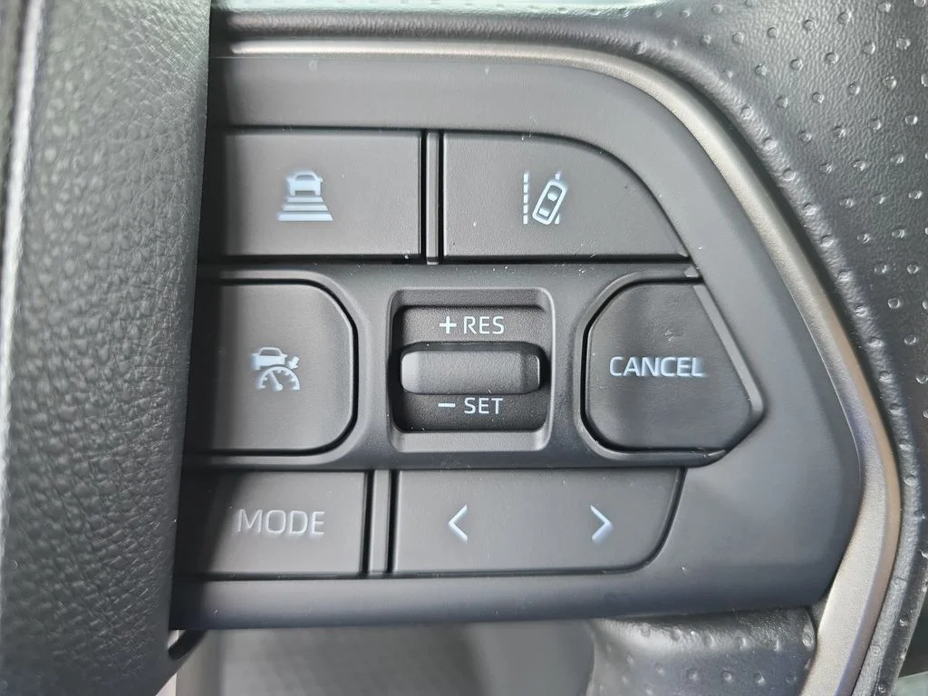 Used 2026 White Toyota SR5 image 19