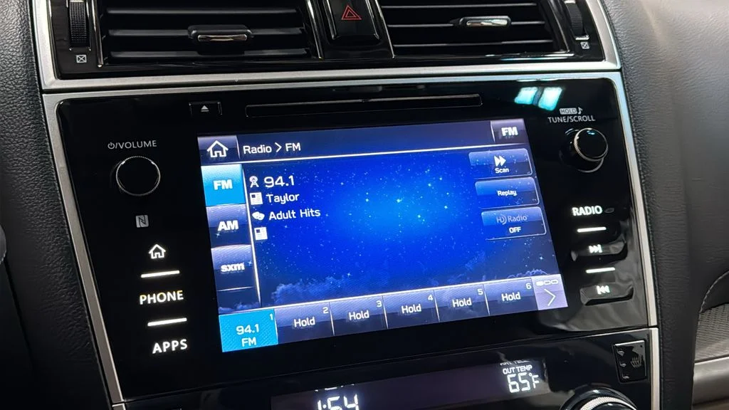 Used 2018 Blue Subaru 2.5i image 18