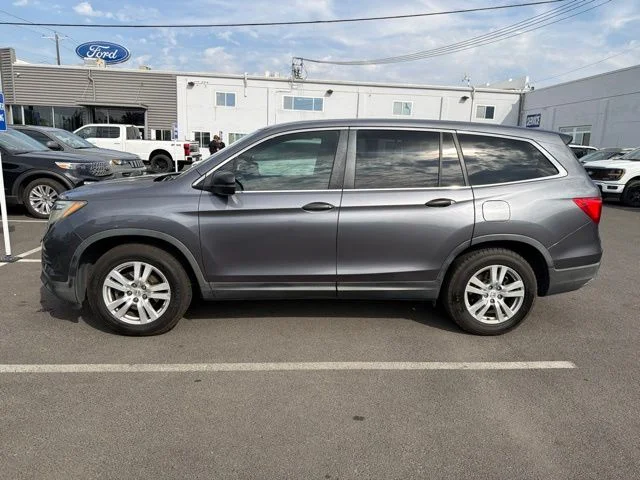 Used 2016 Modern Steel Metallic Honda LX image 4