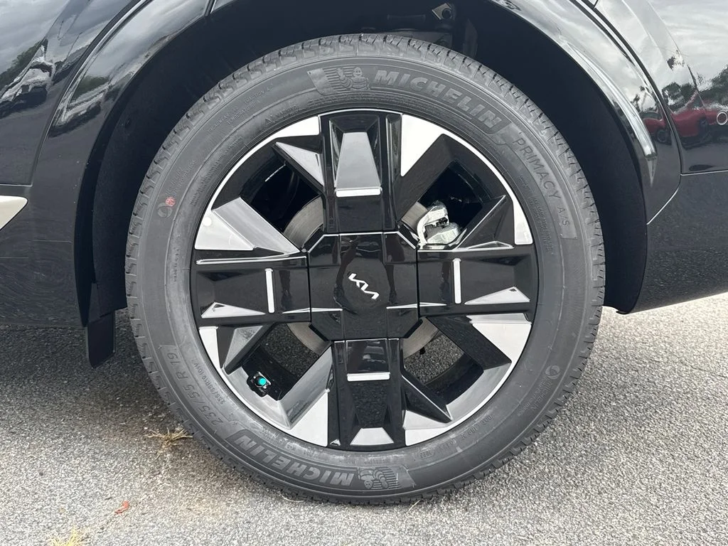 New 2026 Black Kia SX-Prestige image 19
