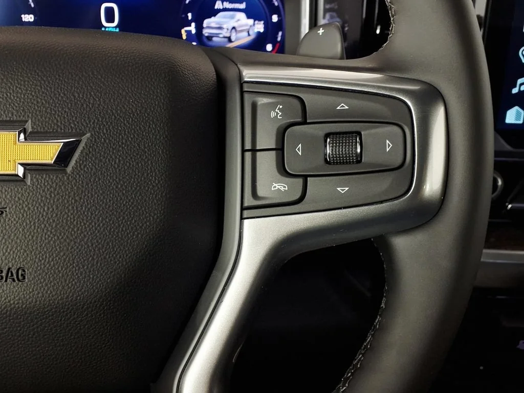 New 2026 Summit White Chevrolet LT image 19