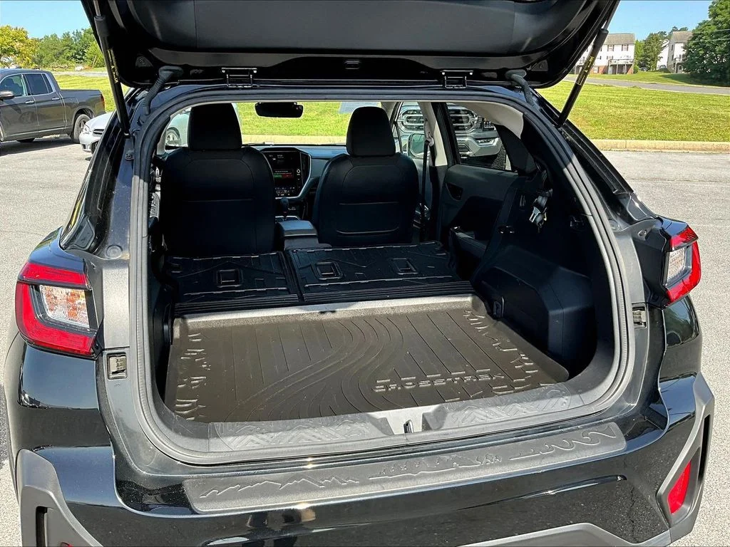 Used 2024 Crystal Black Silica Subaru Premium image 8