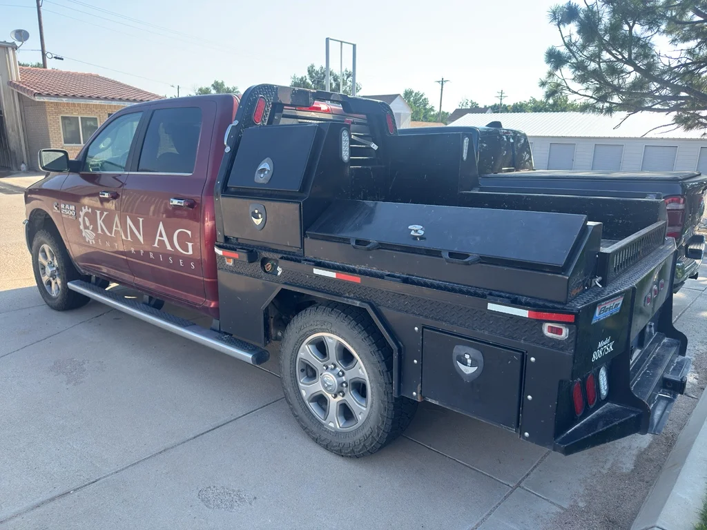 Used 2018 Delmonico Red Pearlcoat Ram Big Horn image 5