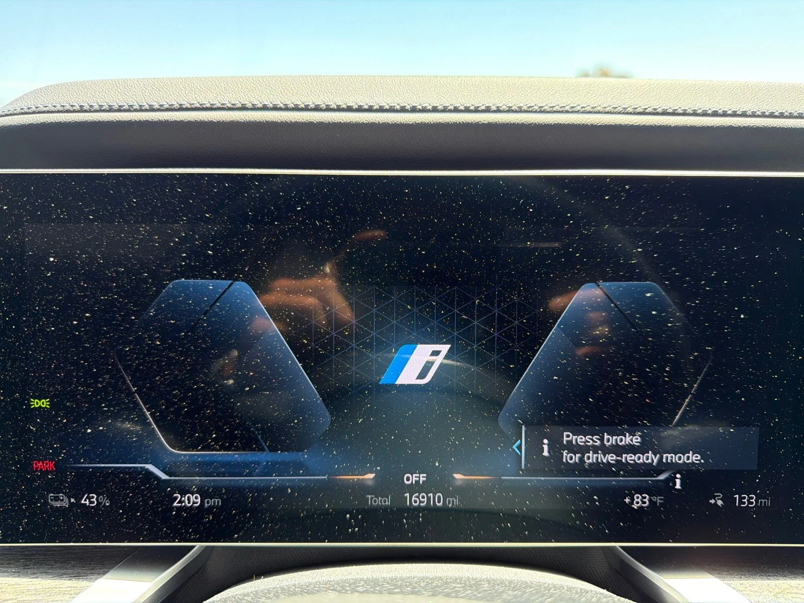 Certified Used 2023 Black Sapphire Metallic BMW xDrive60 image 7