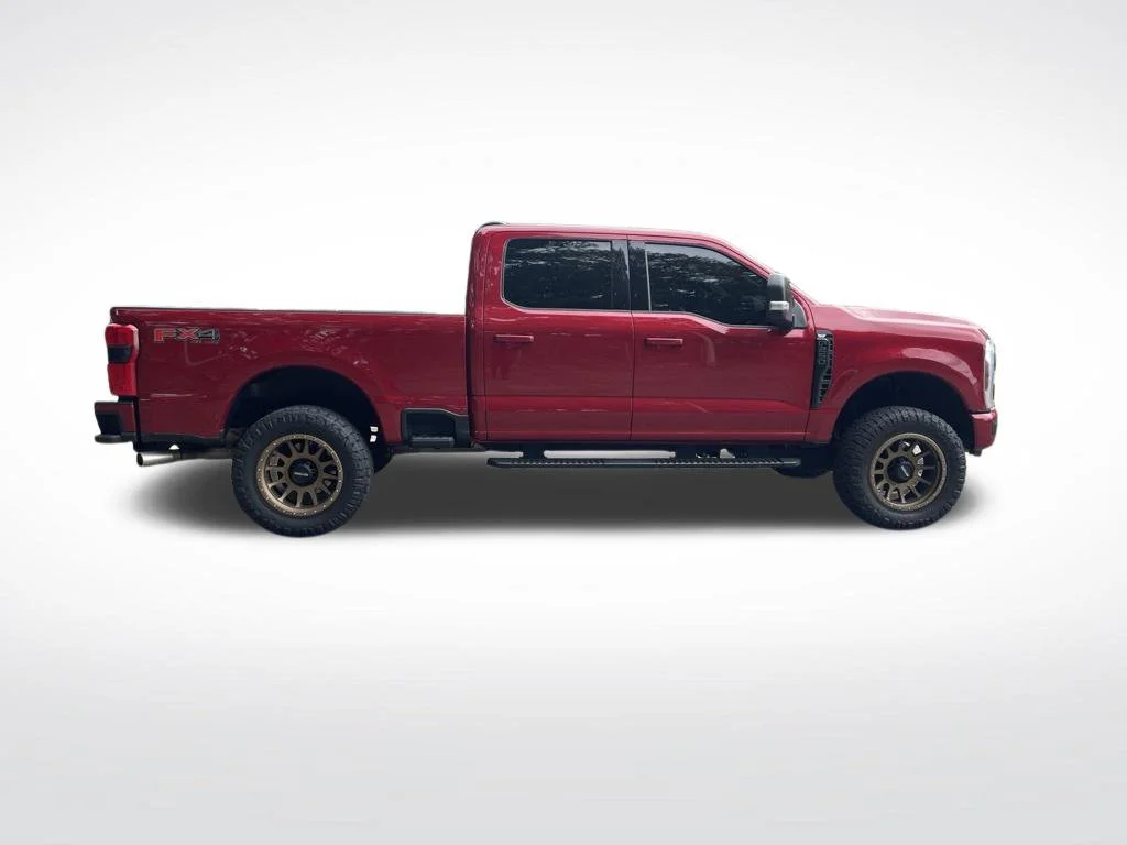 Used 2024 Red Ford XLT image 5