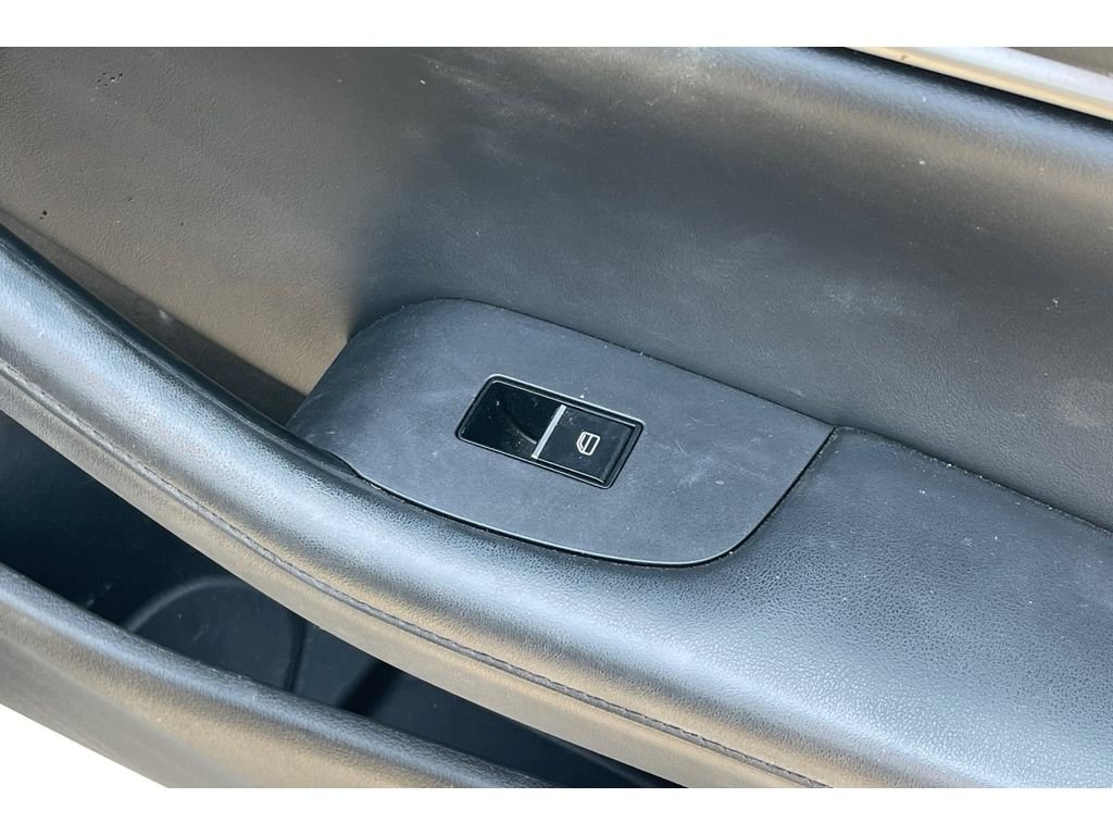 Certified Used 2023 Deep Crystal Blue Mica Mazda Select image 21