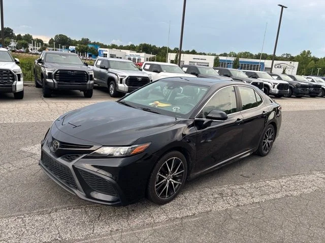 Used 2022 Black Toyota SE image 3