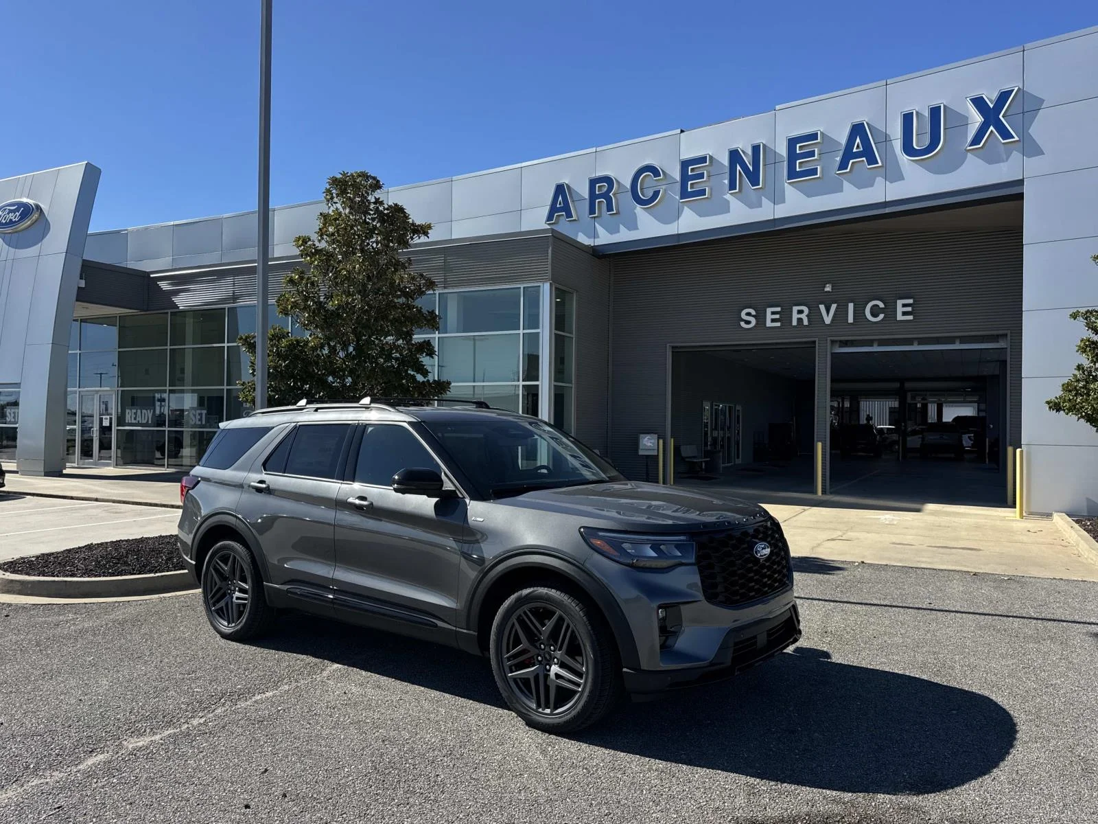 2027 Ford Explorer ST-Line