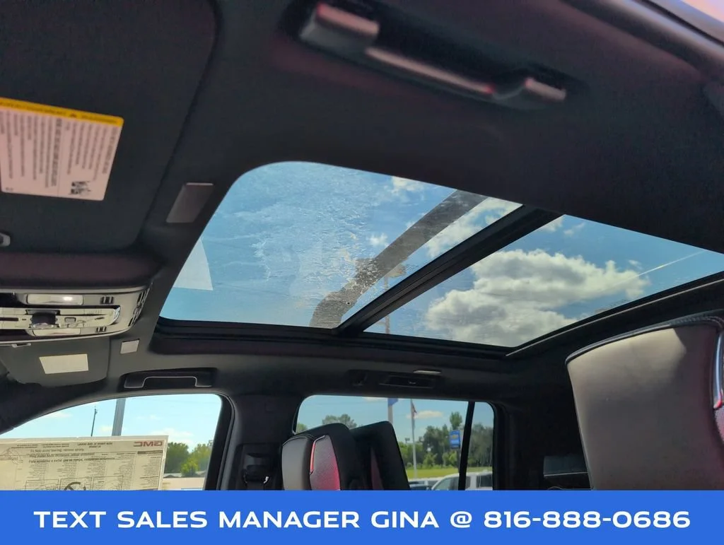 New 2026 Glacier White Tricoat GMC Denali Ultimate image 32