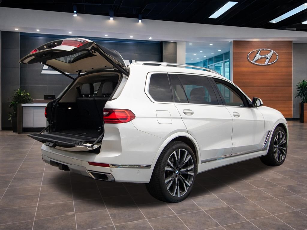 2021 BMW X7 40i - Photo 21