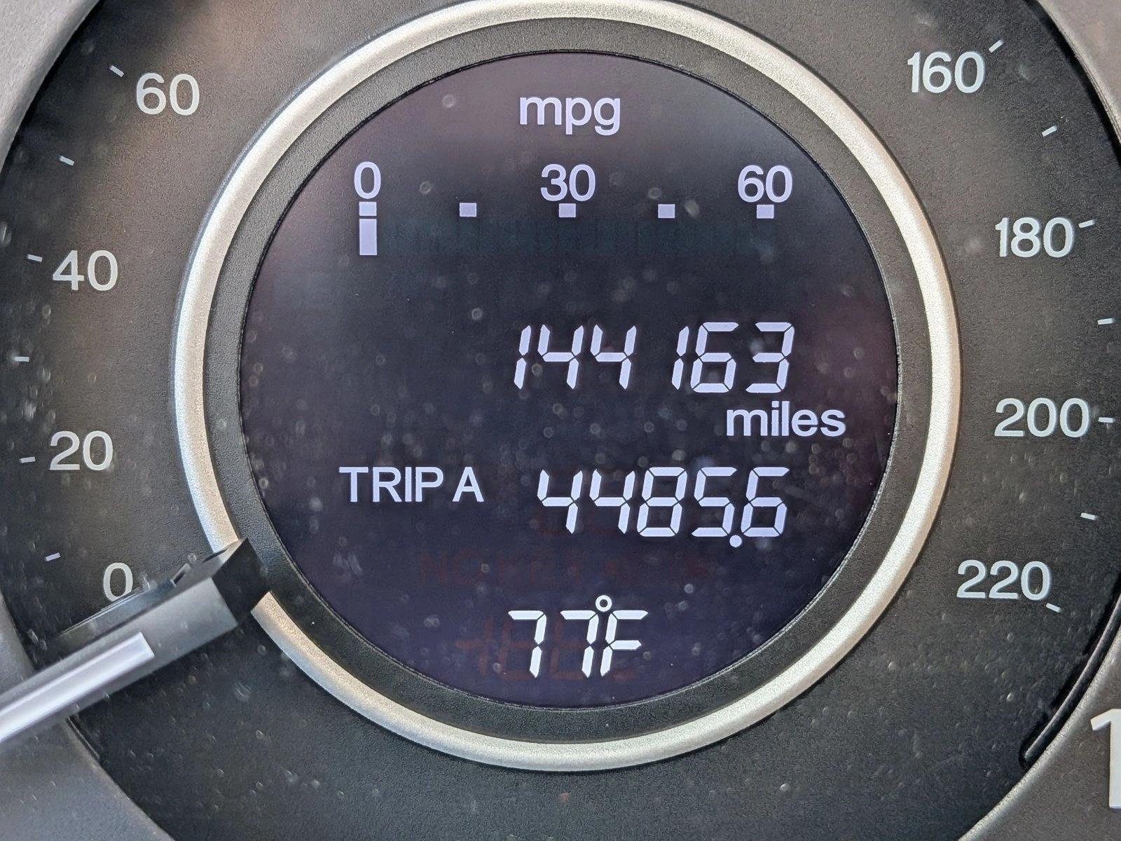 Used 2014 Silver/Gray Honda LX image 10