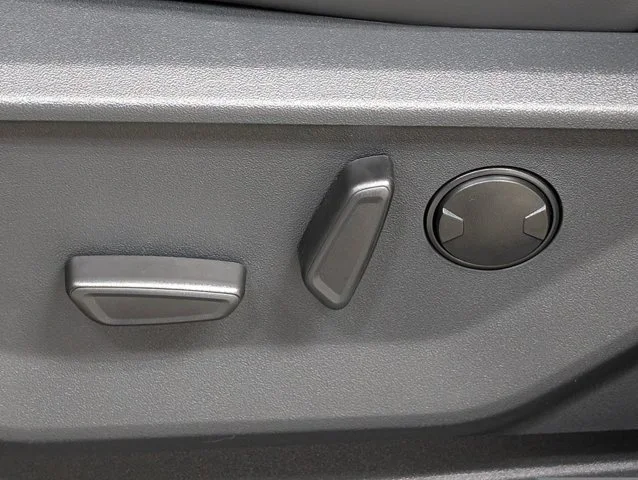 New 2027 Star White Metallic Tri-Coat Ford Active image 42