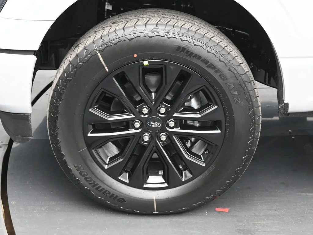 New 2026 White Ford Lariat image 30